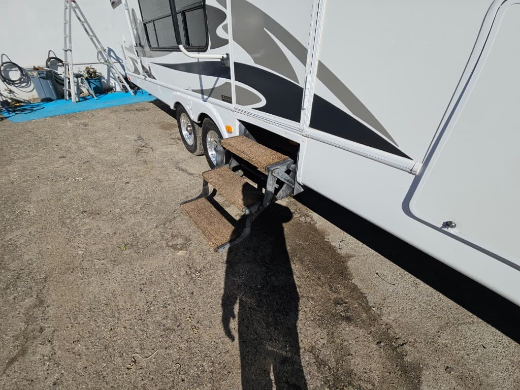 2008 Forest River 2008 Forest River Cardinal - thumbnail 50