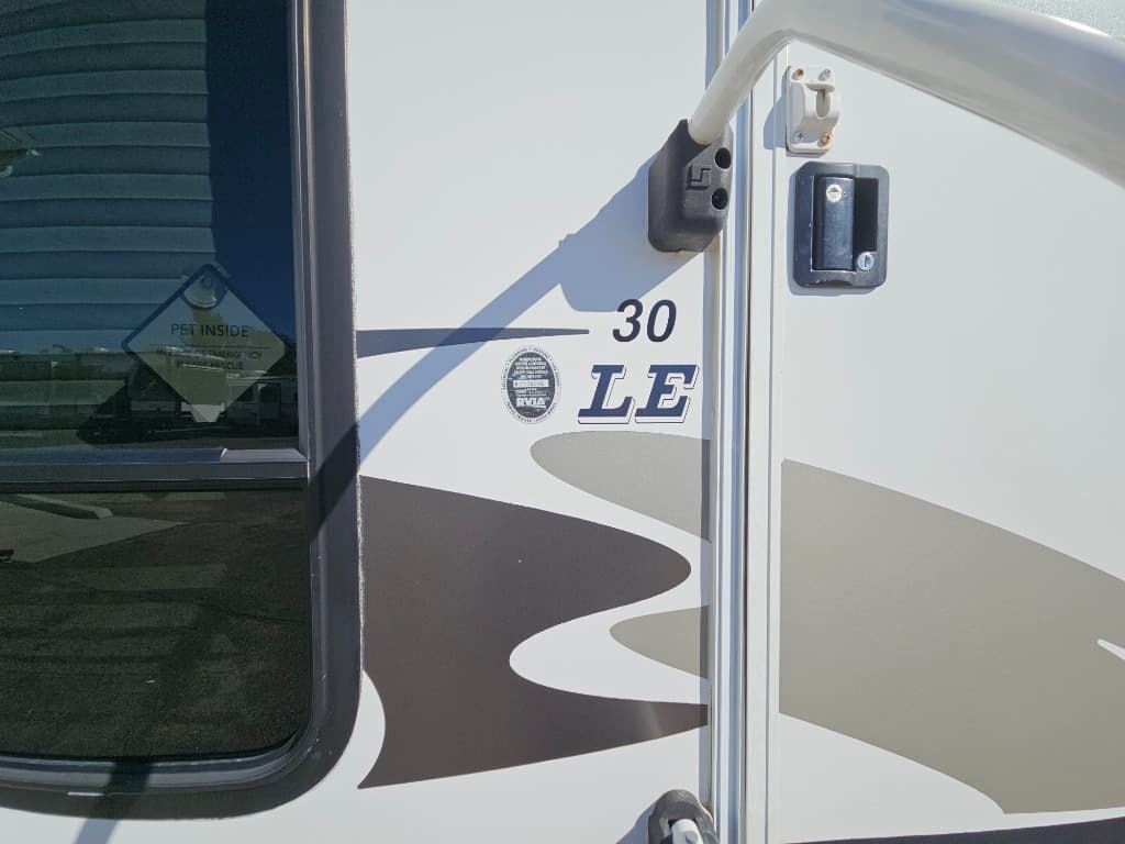 2008 Forest River 2008 Forest River Cardinal - thumbnail 51