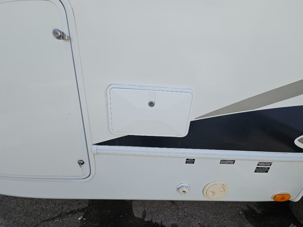 2008 Forest River 2008 Forest River Cardinal - thumbnail 54