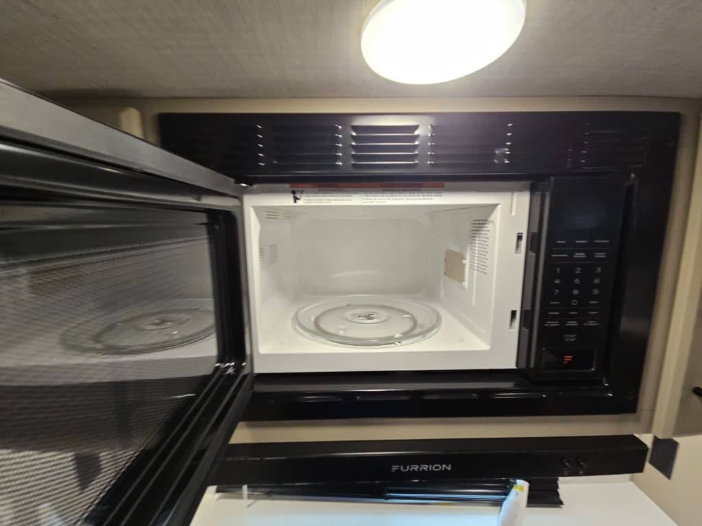 2026 Keystone RV 2026 Keystone RV Cougar Half-Ton - thumbnail 24