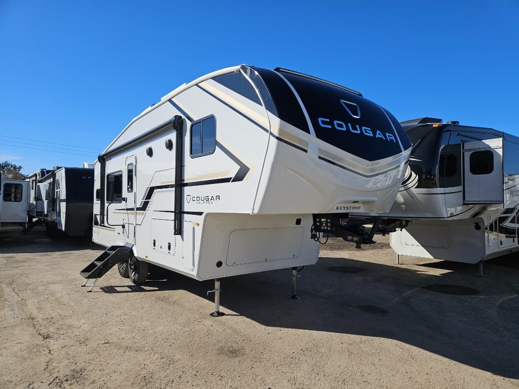 2026 Keystone RV 2026 Keystone RV Cougar Half-Ton - image 1