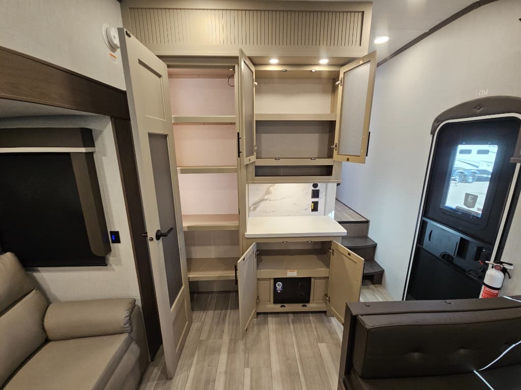 2026 Keystone RV 2026 Keystone RV Cougar Half-Ton - thumbnail 23