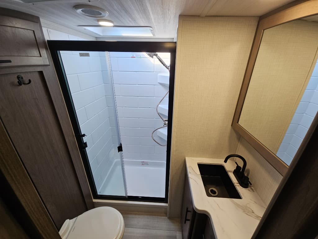 2026 Keystone RV 2026 Keystone RV Cougar Half-Ton - thumbnail 26