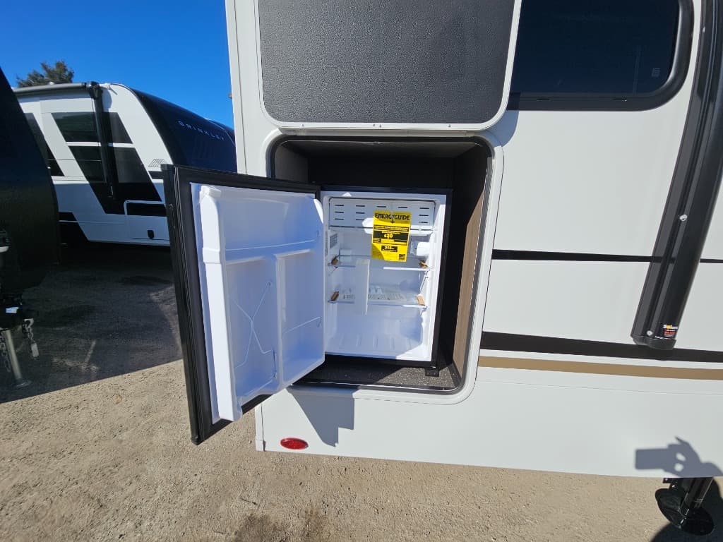 2026 Keystone RV 2026 Keystone RV Cougar Half-Ton - thumbnail 48