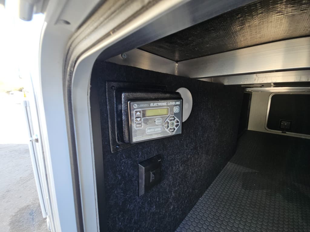 2026 Keystone RV 2026 Keystone RV Cougar Half-Ton - thumbnail 55