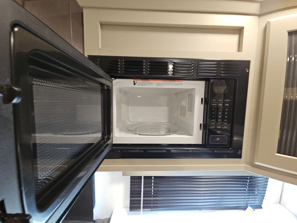 2026 Keystone RV 2026 Keystone RV Cougar Half-Ton - thumbnail 14