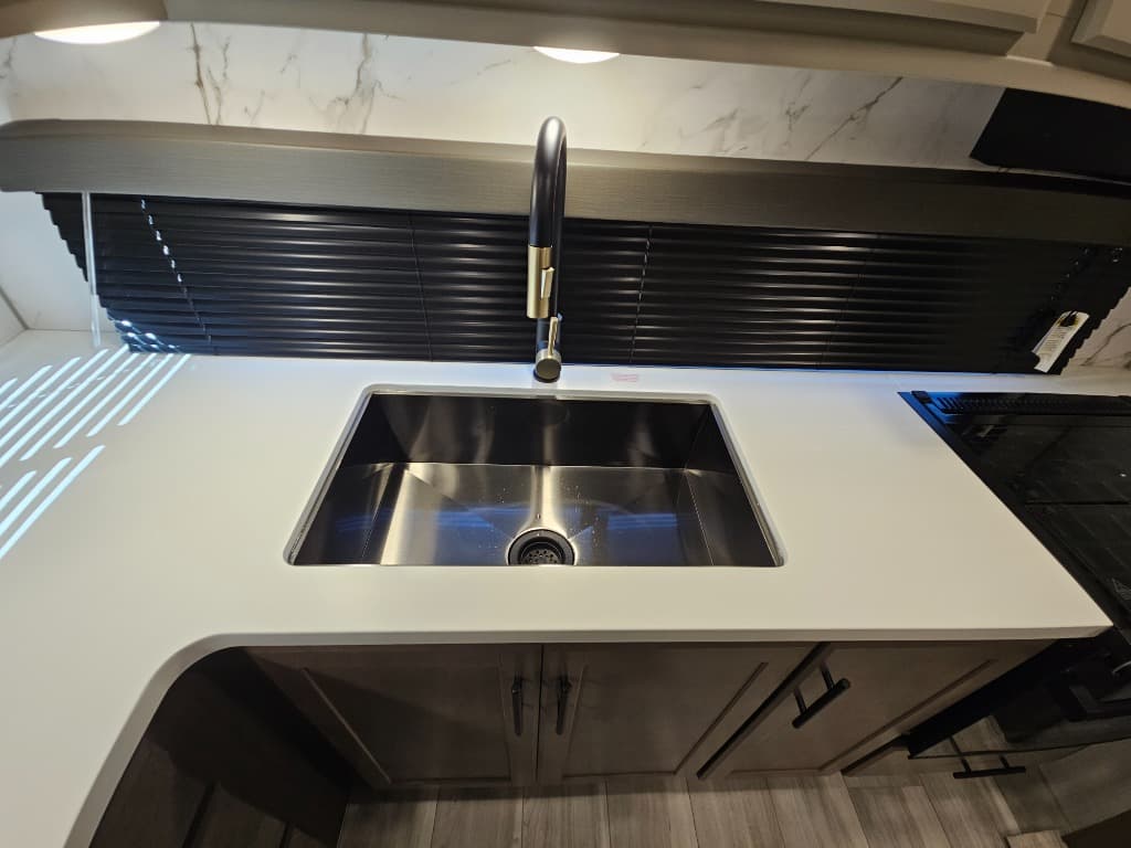 2026 Keystone RV 2026 Keystone RV Cougar Half-Ton - thumbnail 20