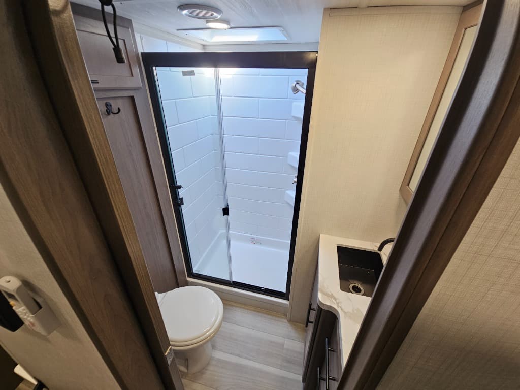 2026 Keystone RV 2026 Keystone RV Cougar Half-Ton - thumbnail 29