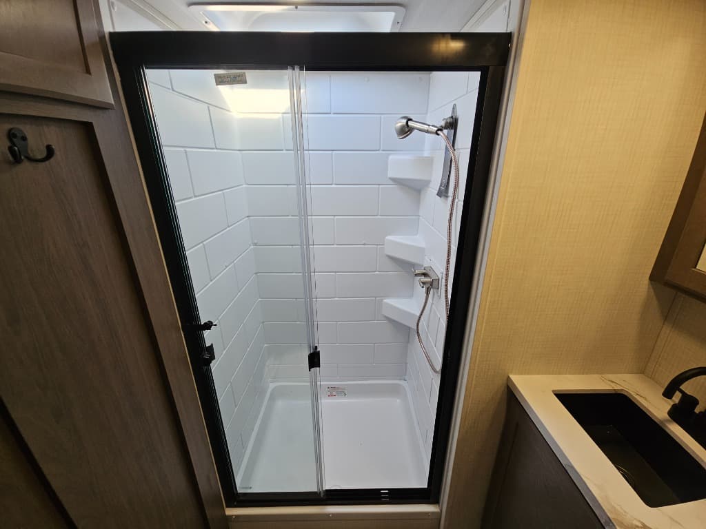 2026 Keystone RV 2026 Keystone RV Cougar Half-Ton - thumbnail 30