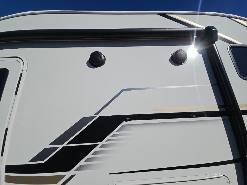 2026 Keystone RV 2026 Keystone RV Cougar Half-Ton - thumbnail 46