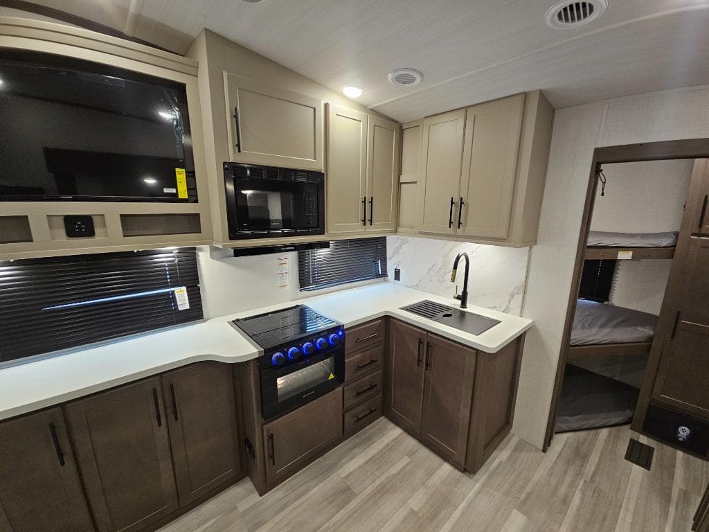 2026 Keystone RV 2026 Keystone RV Keystone Cougar - thumbnail 22