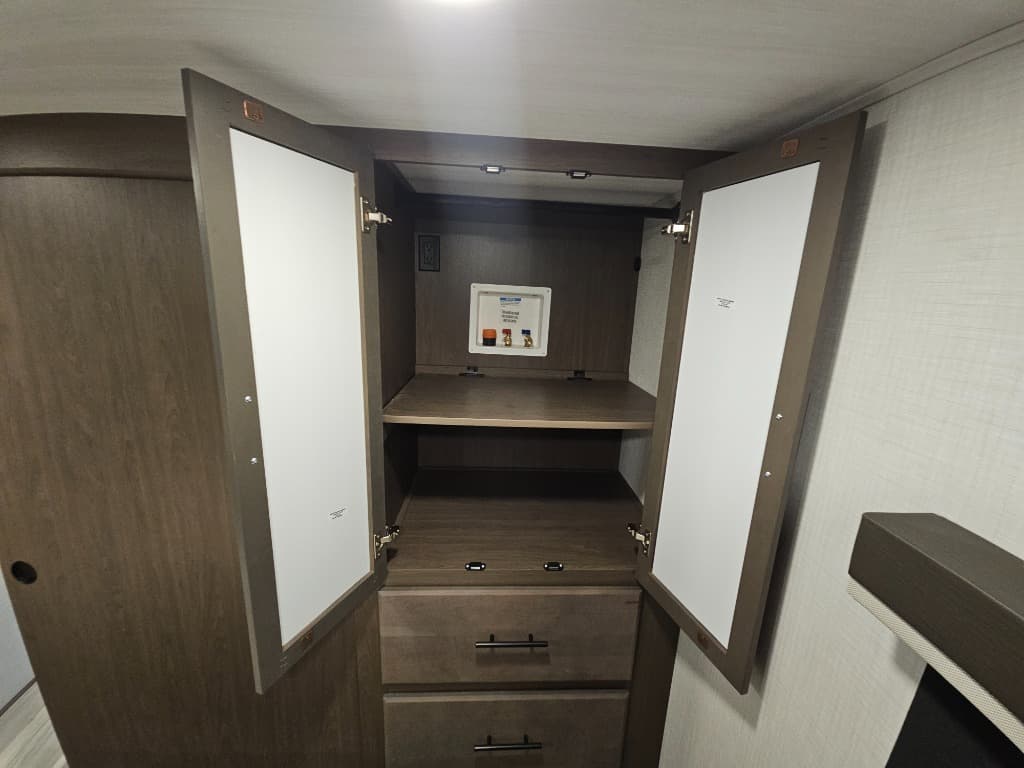 2026 Keystone RV 2026 Keystone RV Cougar Half-Ton - thumbnail 44