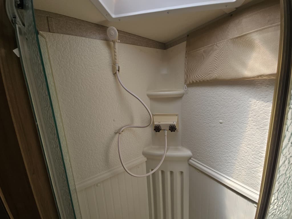 2019 Forest River 2019 Forest River Rockwood Roo - thumbnail 26