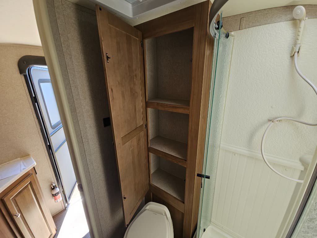 2019 Forest River 2019 Forest River Rockwood Roo - thumbnail 27