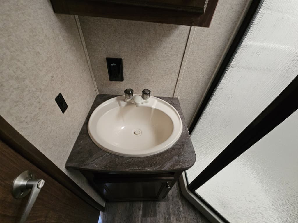 2018 Heartland RV 2018 Heartland RV Pioneer - thumbnail 30