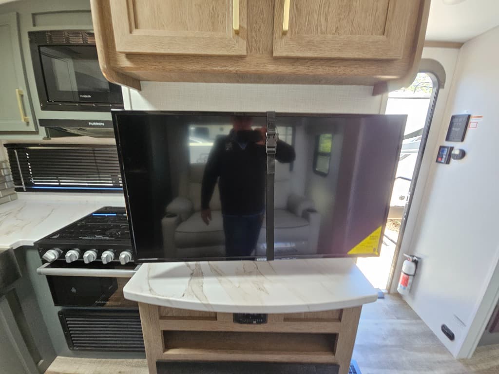 2024 Dutchmen 2024 Dutchmen Eddie Bauer - thumbnail 16