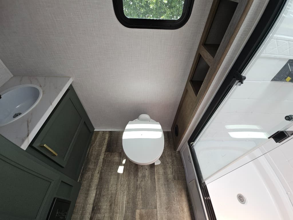 2024 Dutchmen 2024 Dutchmen Eddie Bauer - thumbnail 32