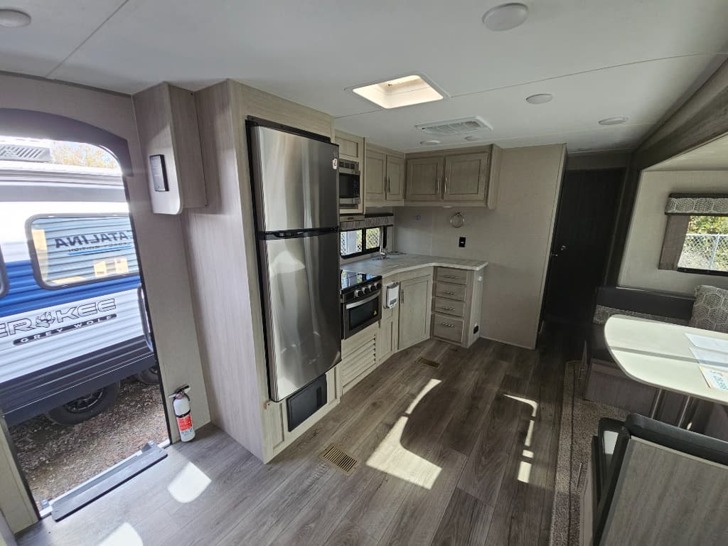 2022 Coachmen 2022 Coachmen Catalina Legacy - thumbnail 7