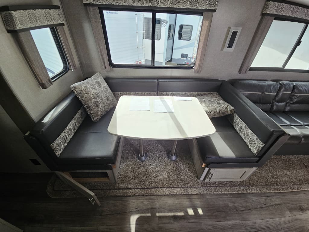 2022 Coachmen 2022 Coachmen Catalina Legacy - thumbnail 12