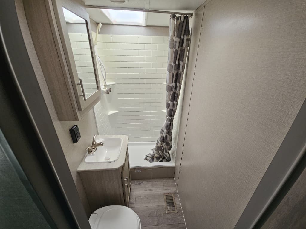 2022 Coachmen 2022 Coachmen Catalina Legacy - thumbnail 32