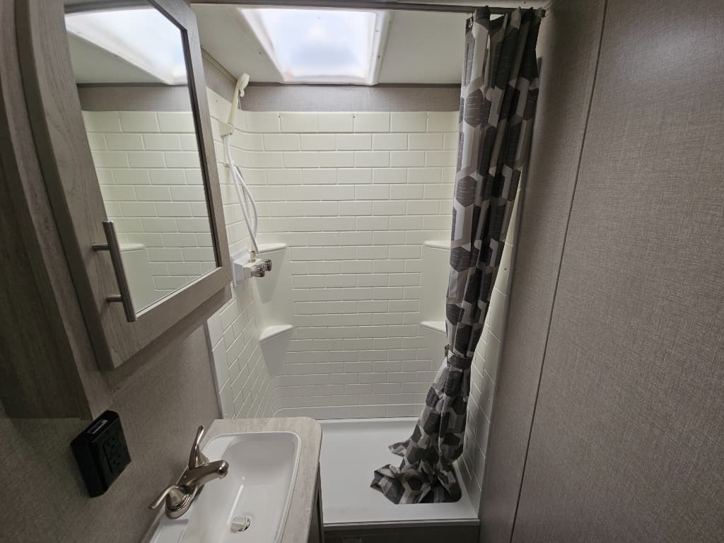 2022 Coachmen 2022 Coachmen Catalina Legacy - thumbnail 33