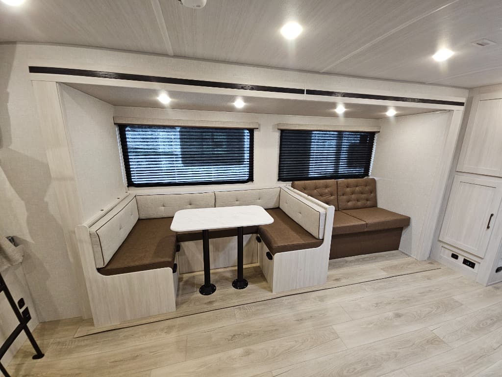 2025 Forest River 2025 Forest River Surveyor Camp Series - thumbnail 9