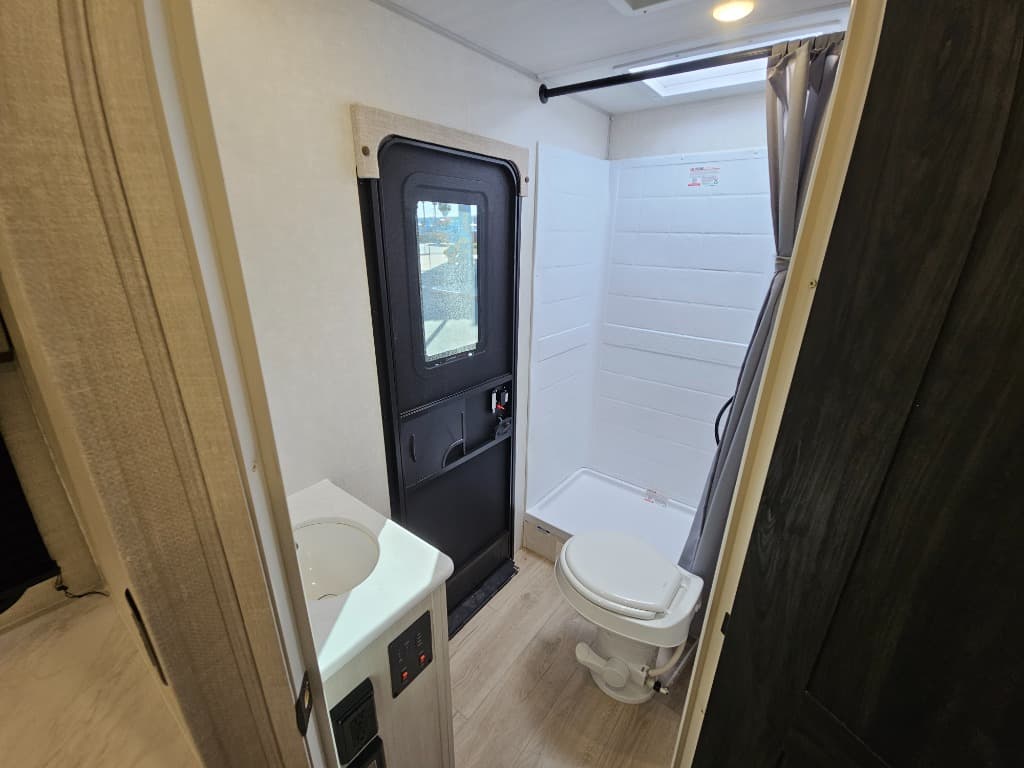 2025 Forest River 2025 Forest River Surveyor Camp Series - thumbnail 17