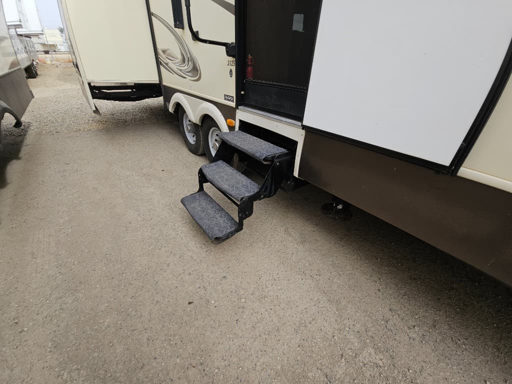 2016 Forest River 2016 Forest River Cardinal Blue Ridge - thumbnail 47