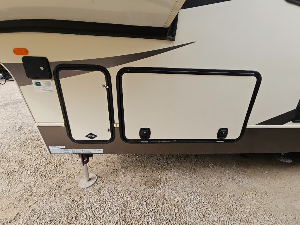 2016 Forest River 2016 Forest River Cardinal Blue Ridge - thumbnail 53