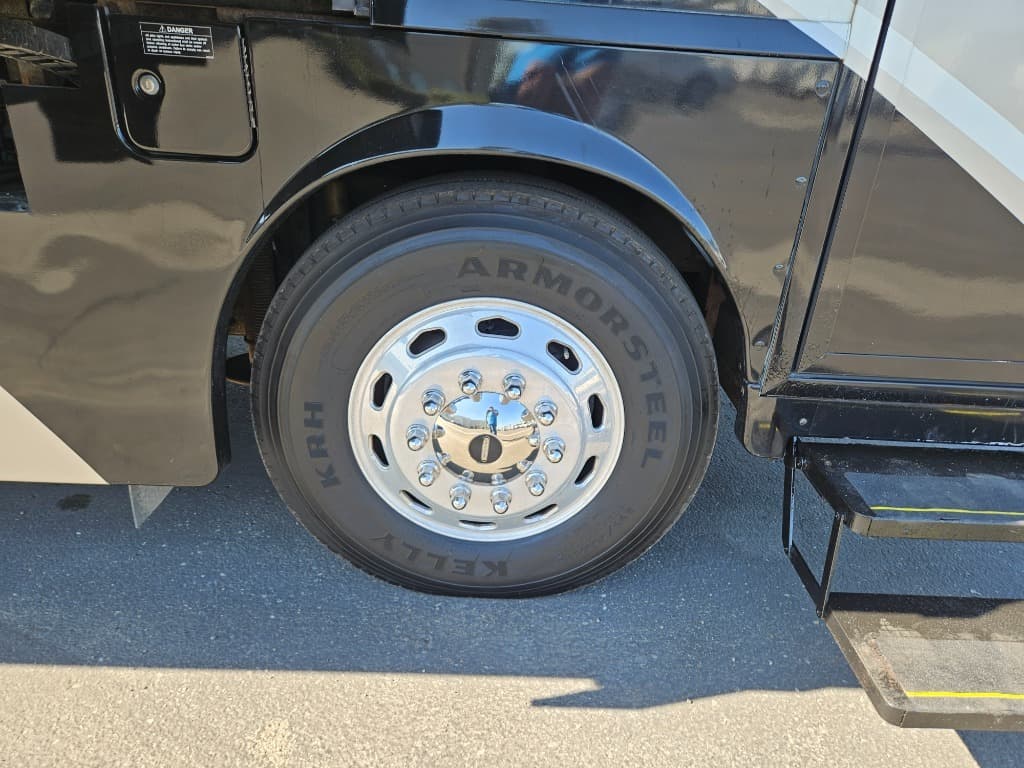 2010 Winnebago 2010 Winnebago Journey - thumbnail 9