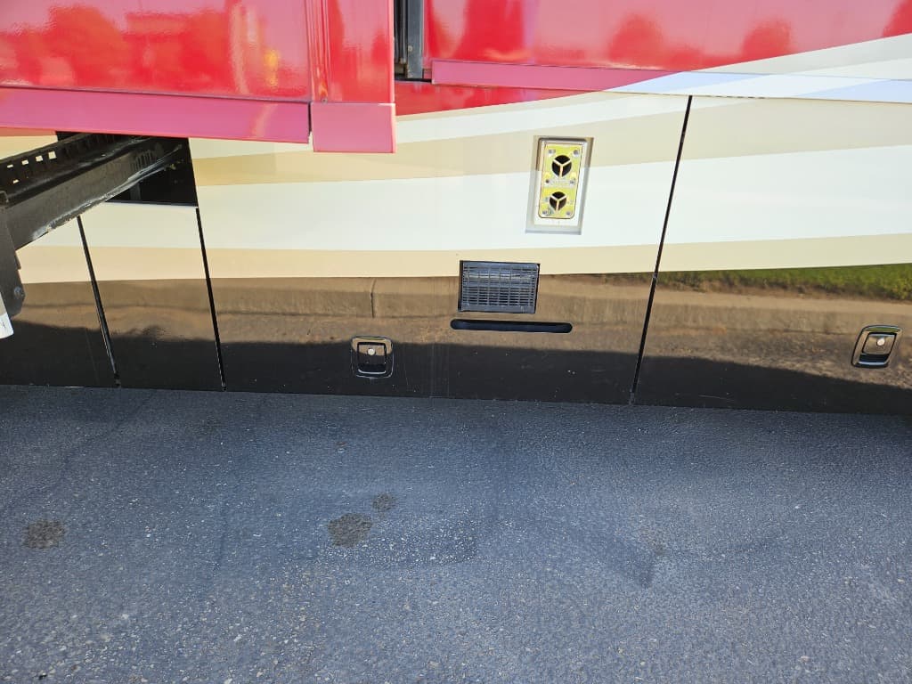 2010 Winnebago 2010 Winnebago Journey - thumbnail 22