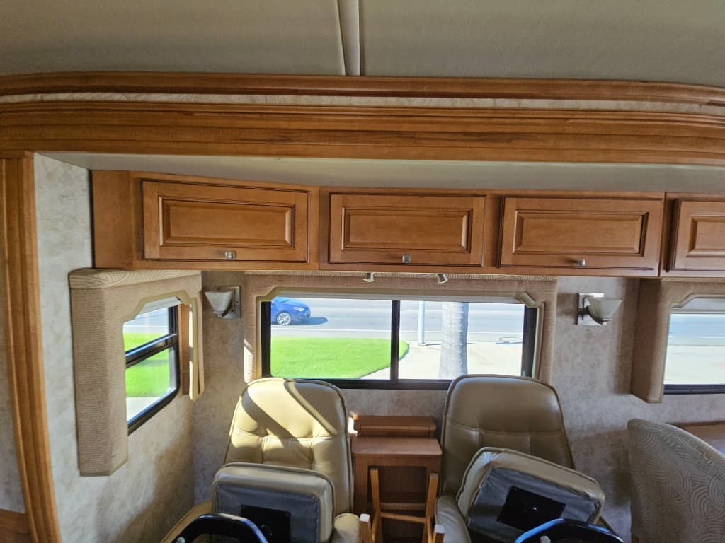 2010 Winnebago 2010 Winnebago Journey - thumbnail 39