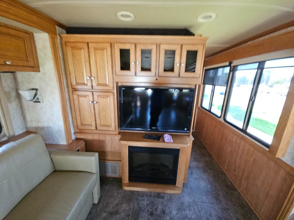 2010 Winnebago 2010 Winnebago Journey - thumbnail 46