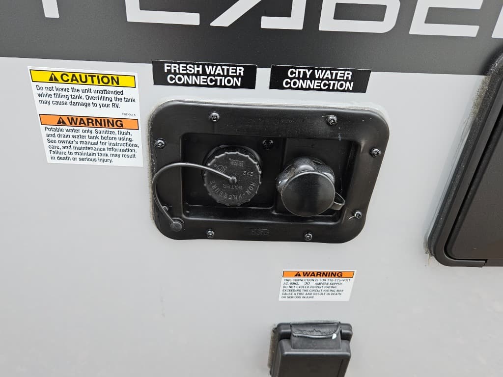 2025 Forest River 2025 Forest River Cherokee Grey Wolf Black Label - thumbnail 48