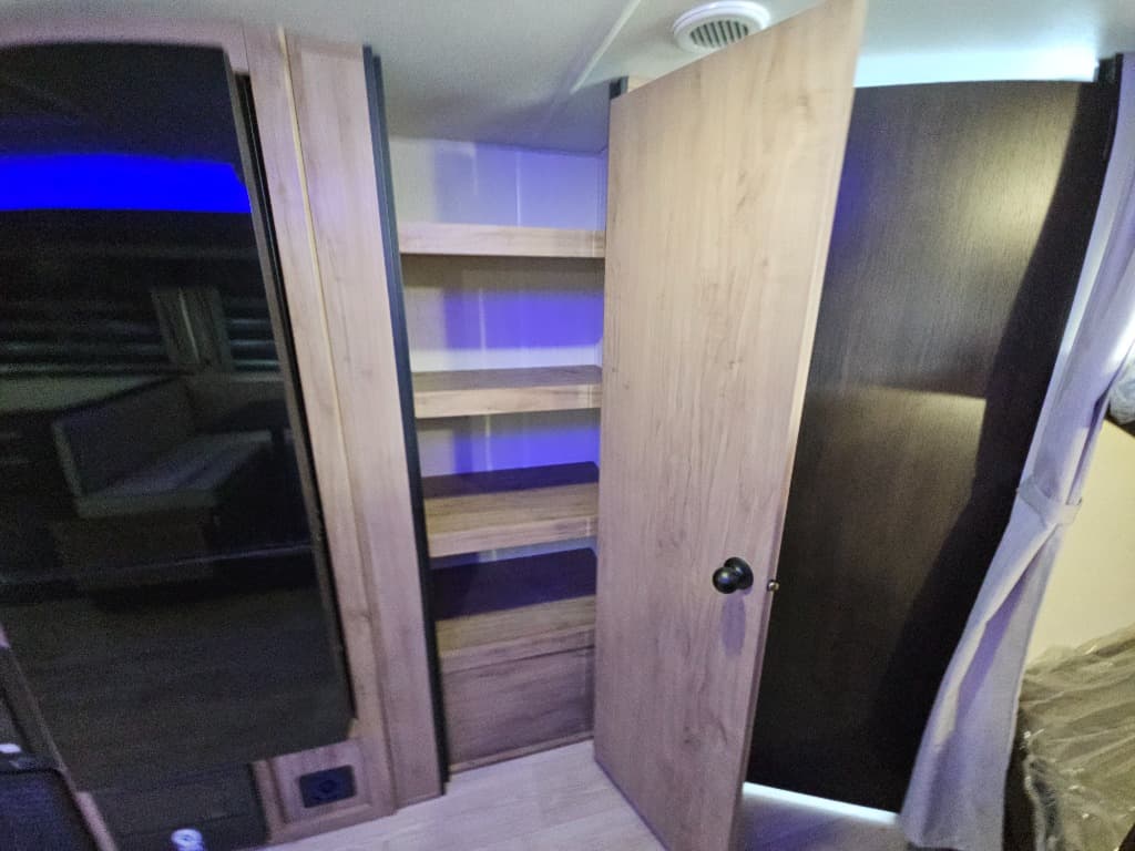 2025 Forest River 2025 Forest River Cherokee - thumbnail 30