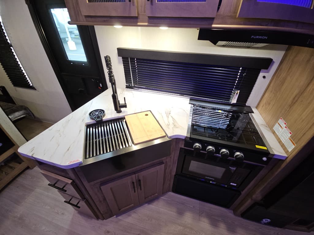 2025 Forest River 2025 Forest River Cherokee - thumbnail 36