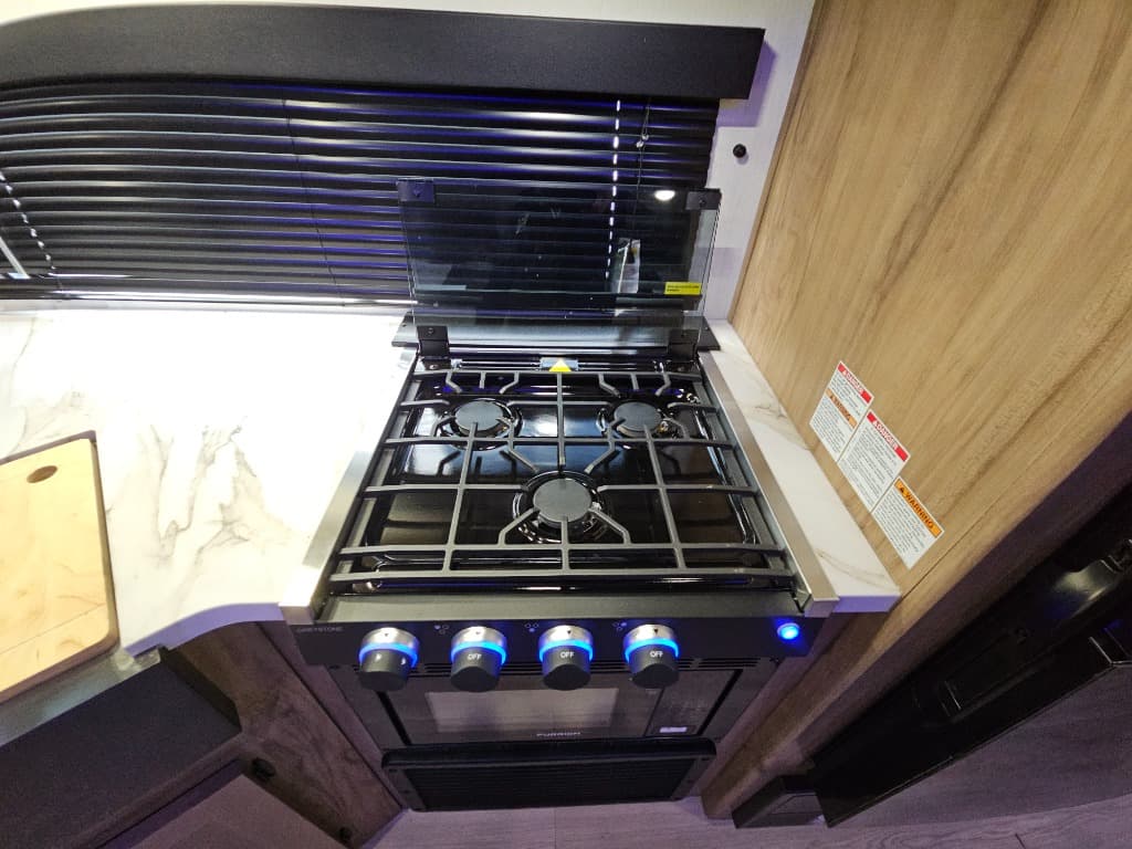 2025 Forest River 2025 Forest River Cherokee - thumbnail 38