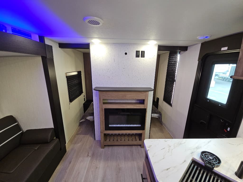 2025 Forest River 2025 Forest River Cherokee - thumbnail 44