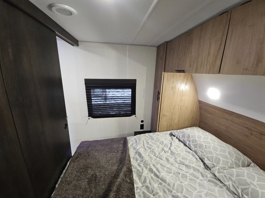 2025 Forest River 2025 Forest River Cherokee - thumbnail 50