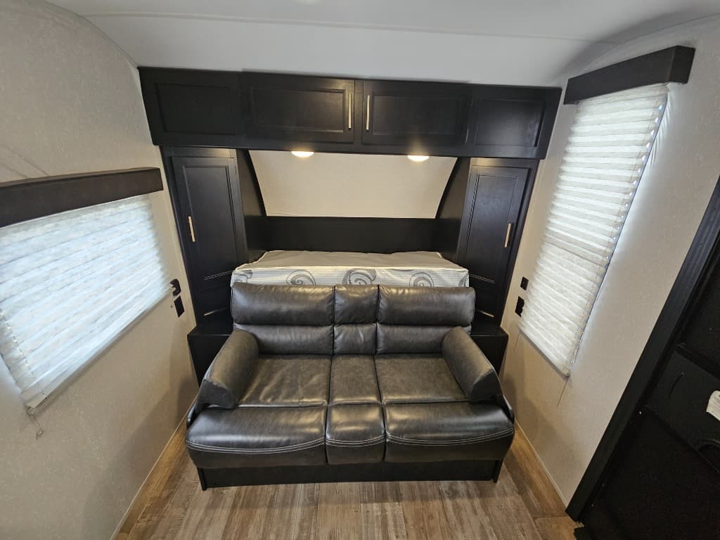 2021 Forest River 2021 Forest River Cherokee Wolf Pup - thumbnail 9