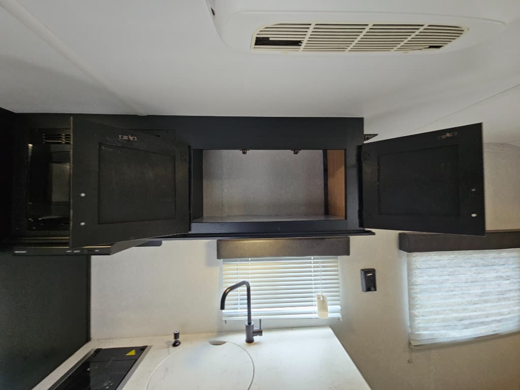 2021 Forest River 2021 Forest River Cherokee Wolf Pup - thumbnail 13