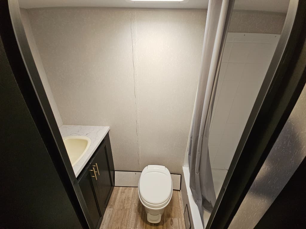 2021 Forest River 2021 Forest River Cherokee Wolf Pup - thumbnail 22