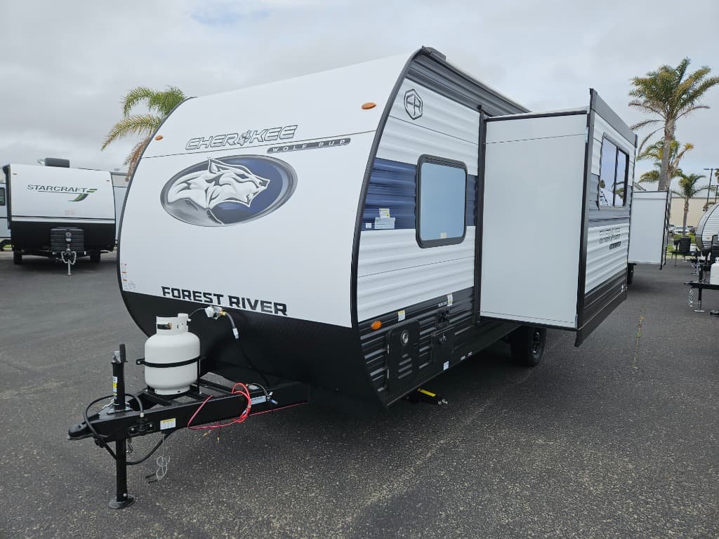 2025 Forest River 2025 Forest River Cherokee Wolf Pup - thumbnail 6