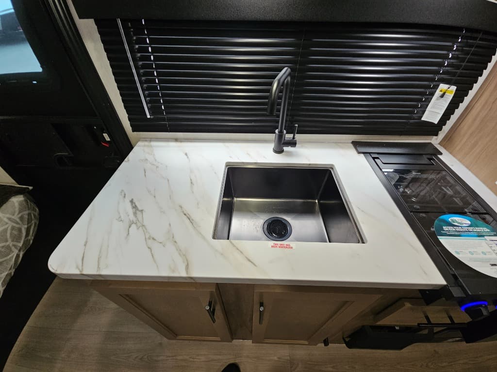 2025 Forest River 2025 Forest River Cherokee Wolf Pup - thumbnail 22