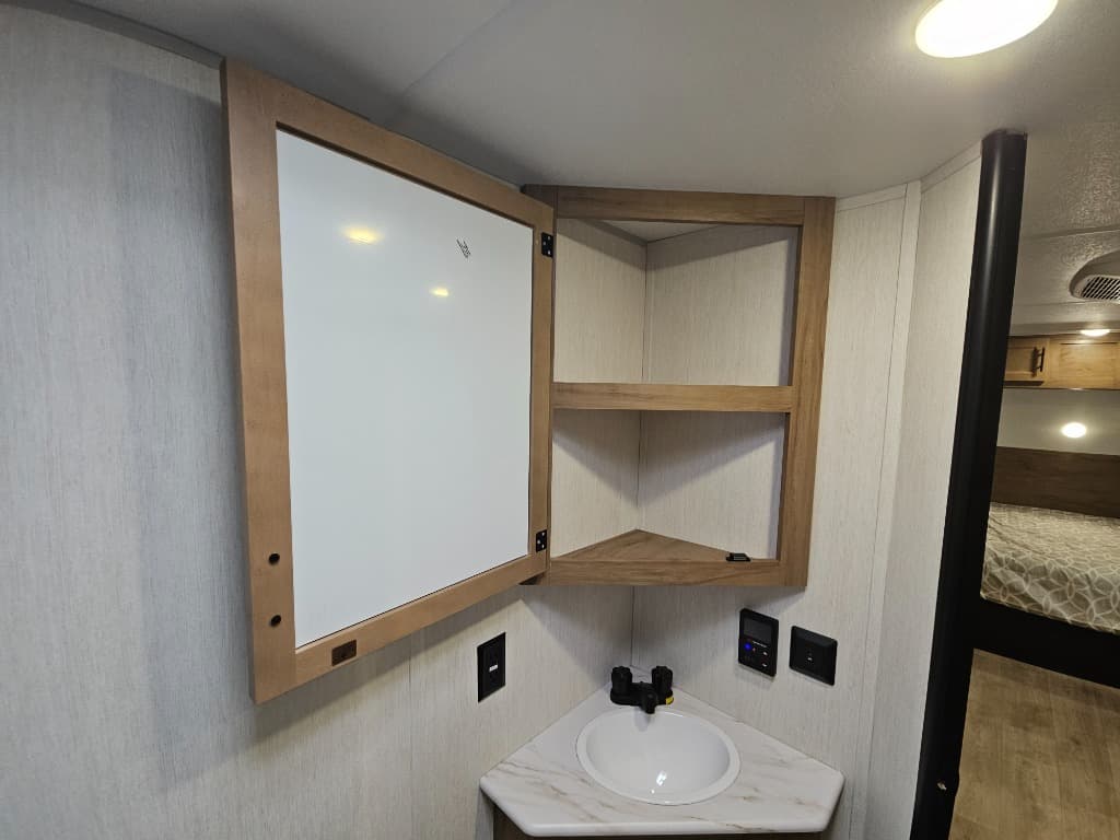 2025 Forest River 2025 Forest River Cherokee Wolf Pup - thumbnail 28