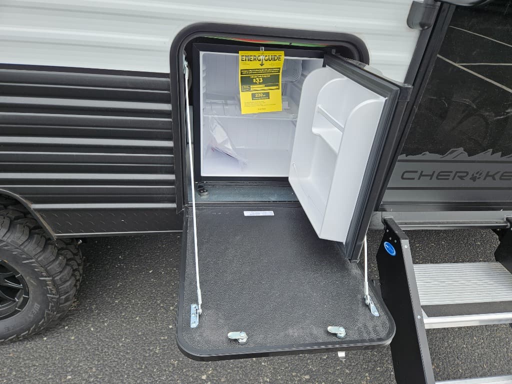 2025 Forest River 2025 Forest River Cherokee Wolf Pup - thumbnail 37