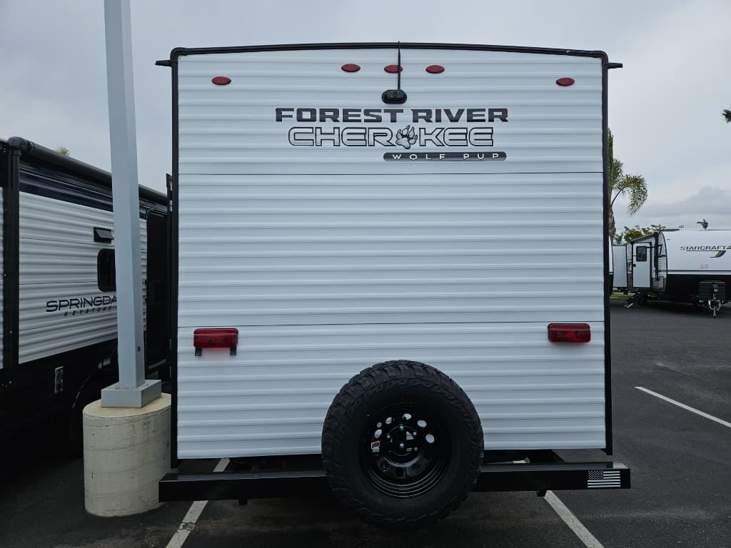 2025 Forest River 2025 Forest River Cherokee Wolf Pup - thumbnail 4