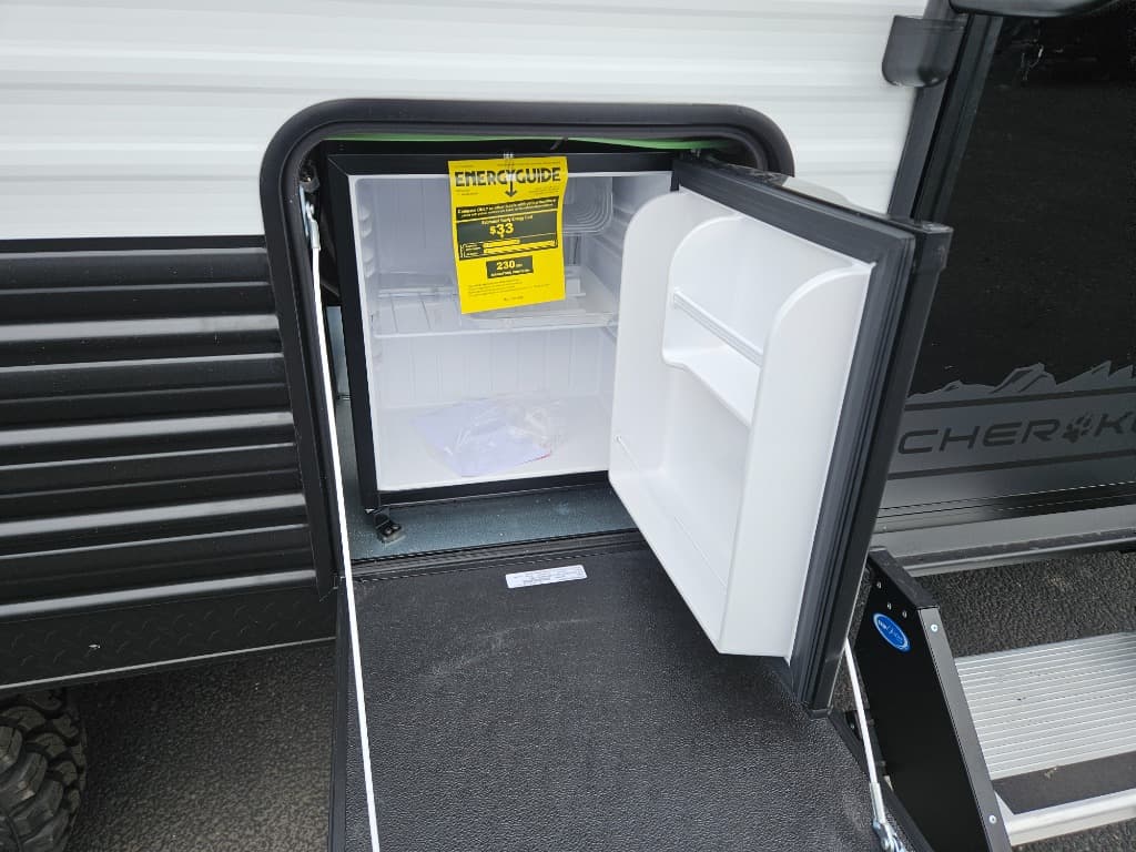 2025 Forest River 2025 Forest River Cherokee Wolf Pup - thumbnail 37