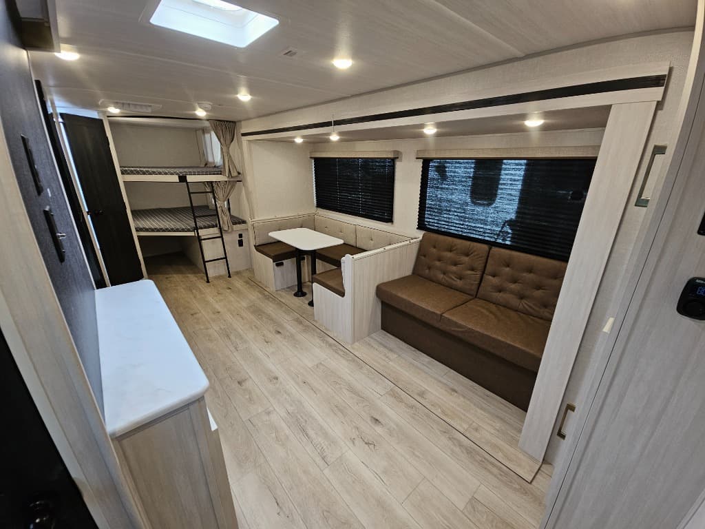 2025 Forest River 2025 Forest River Surveyor Legend - thumbnail 10