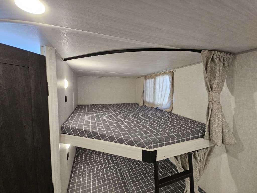 2025 Forest River 2025 Forest River Surveyor Legend - thumbnail 16